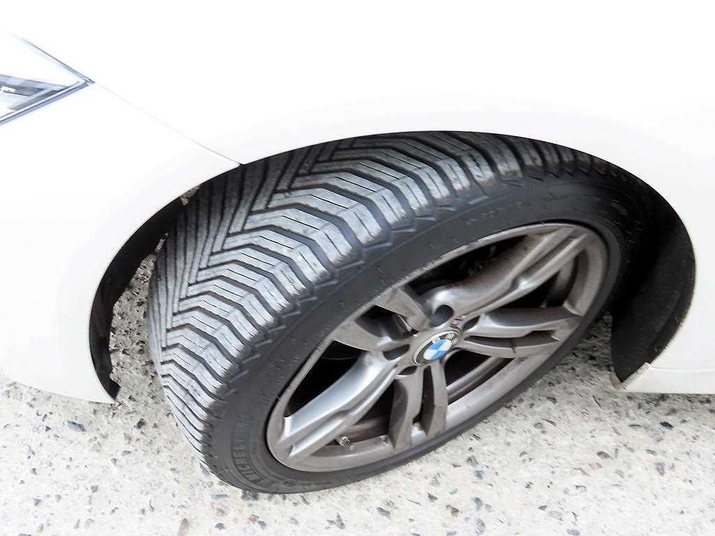 BMW 3시리즈 3시리즈 (F30) 320i M 스포츠 이미지 20