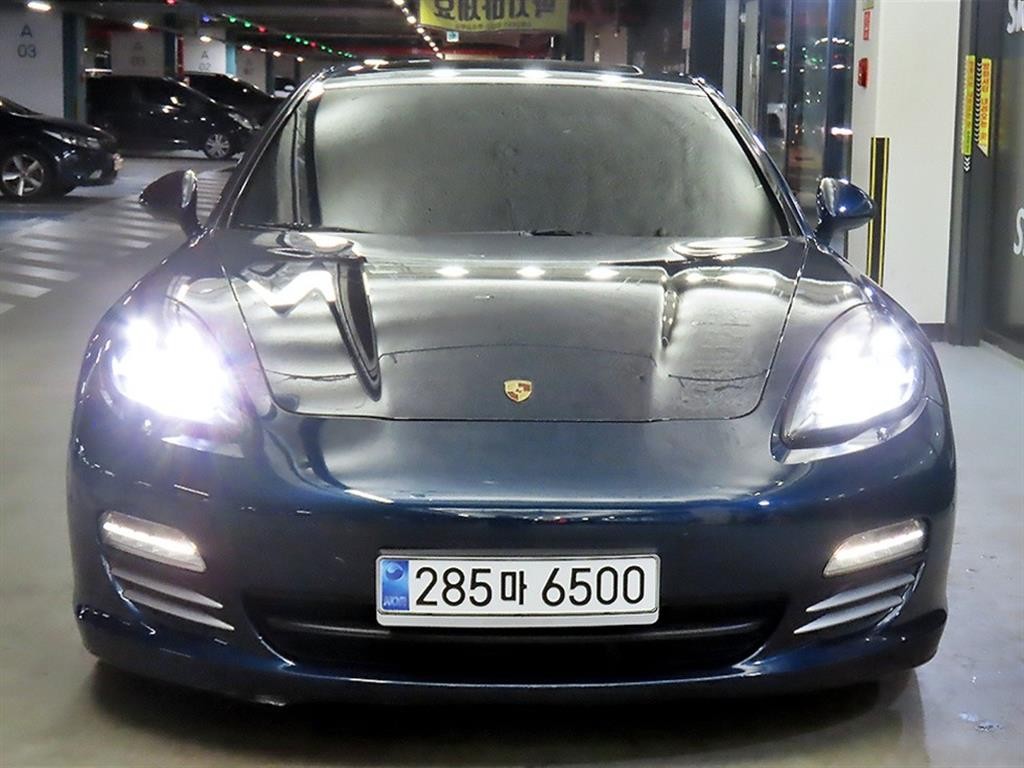 포르쉐 파나메라 3.6 AWD 이미지 2
