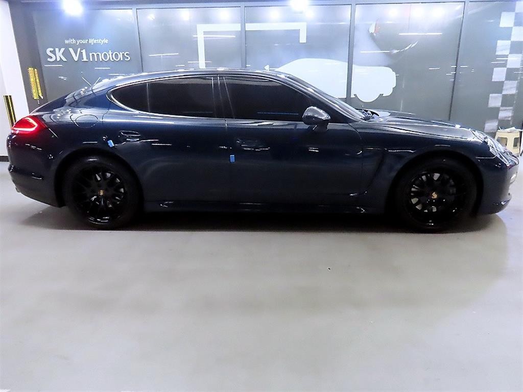 포르쉐 파나메라 3.6 AWD 이미지 3