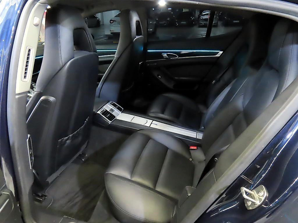 포르쉐 파나메라 3.6 AWD 이미지 7