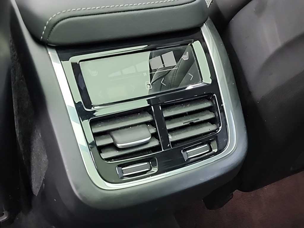 볼보 XC60 XC60(2세대) B5 AWD 인스크립션 이미지 13