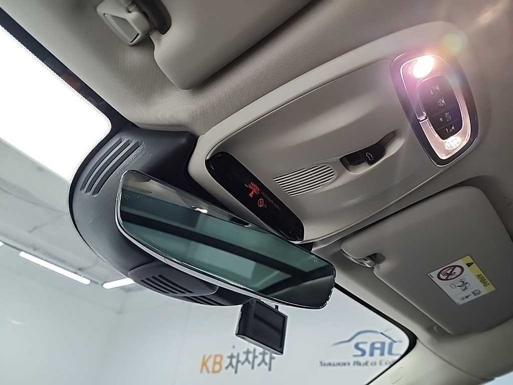 볼보 XC60 XC60(2세대) B5 AWD 인스크립션 이미지 17