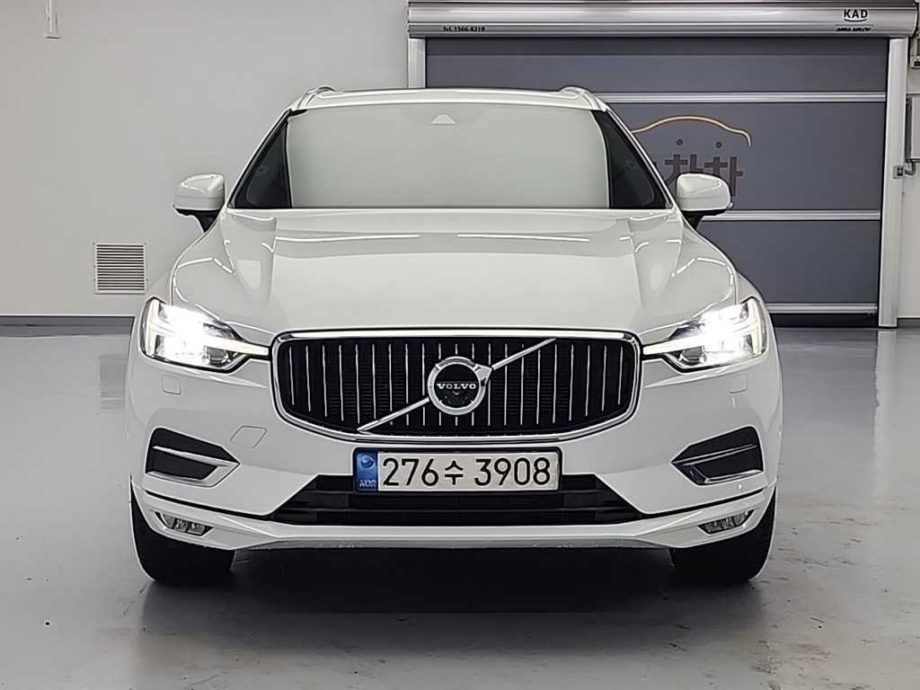 볼보 XC60 XC60(2세대) B5 AWD 인스크립션 이미지 2