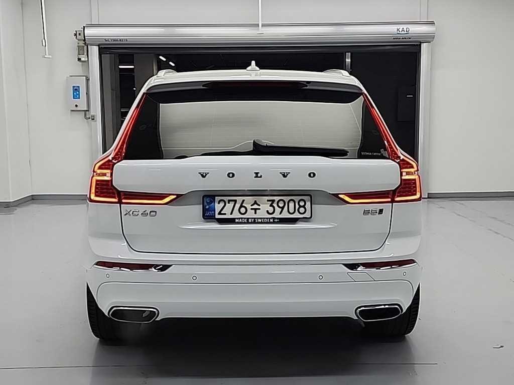 볼보 XC60 XC60(2세대) B5 AWD 인스크립션 이미지 3