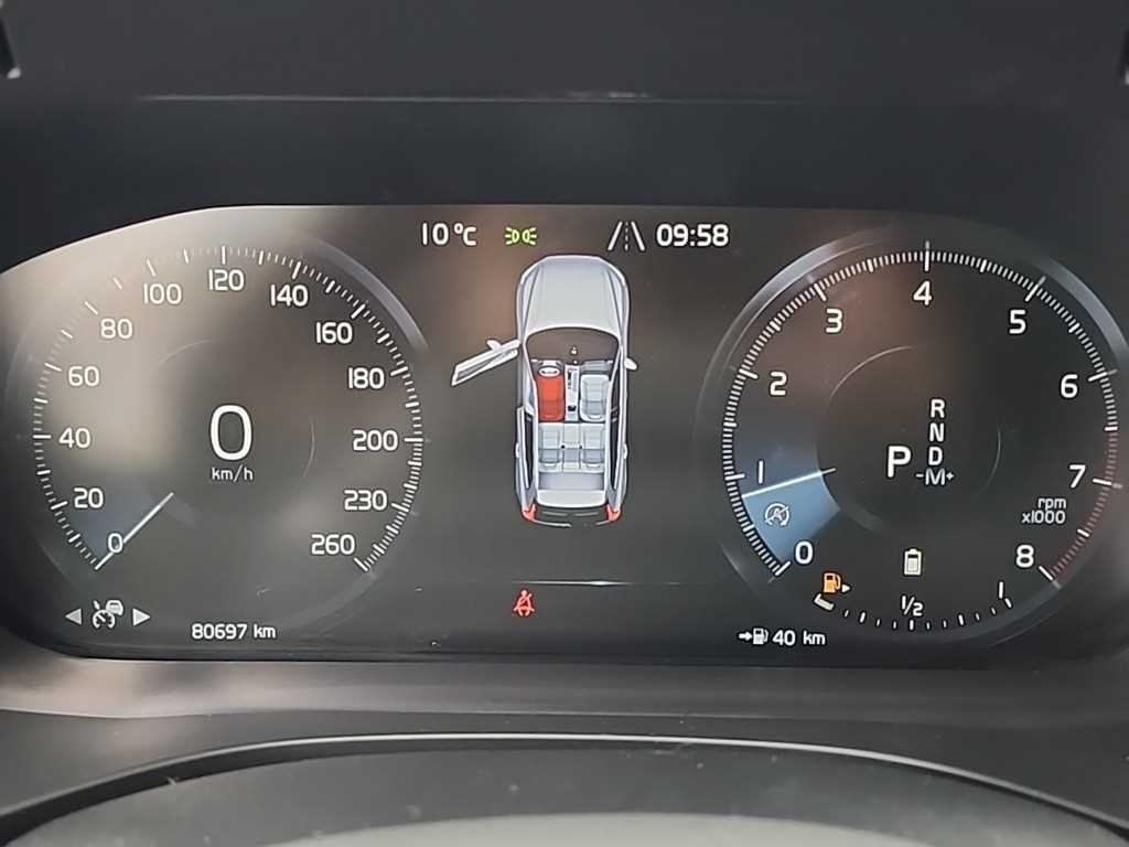 볼보 XC60 XC60(2세대) B5 AWD 인스크립션 이미지 6