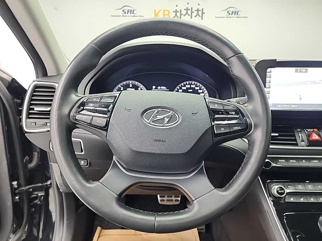 현대 그랜저 그랜저 IG 2.2 VGT 프리미엄 이미지 9