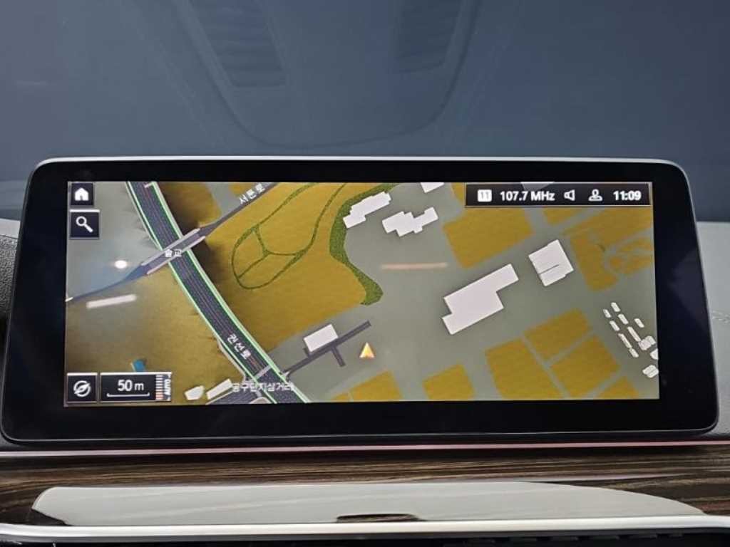 BMW 5시리즈 5시리즈 (G30) 520i 럭셔리 이미지 11