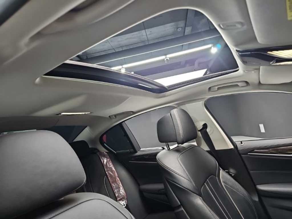 BMW 5시리즈 5시리즈 (G30) 520i 럭셔리 이미지 15