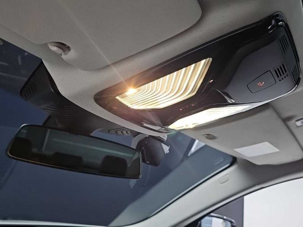 BMW 5시리즈 5시리즈 (G30) 520i 럭셔리 이미지 16