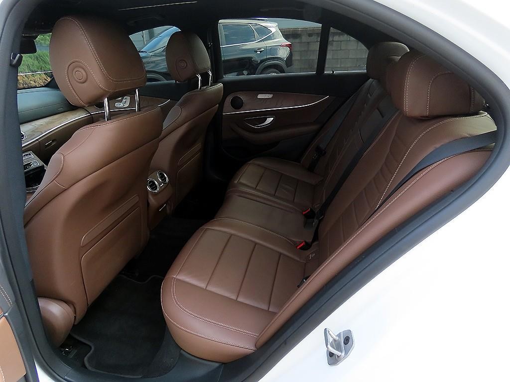 벤츠 E 클래스 E-클래스 W213 E250 익스클루시브 이미지 6