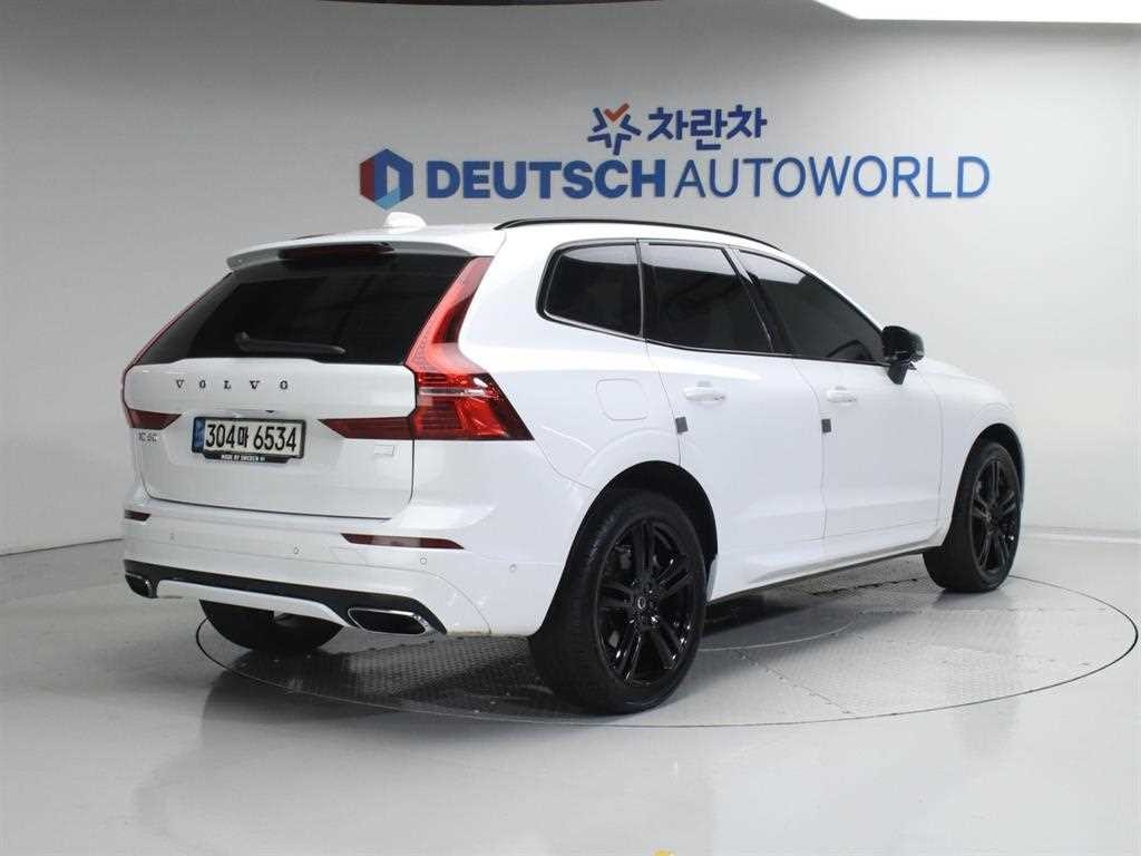 볼보 XC60 XC60(2세대) T8 AWD R-디자인 이미지 2