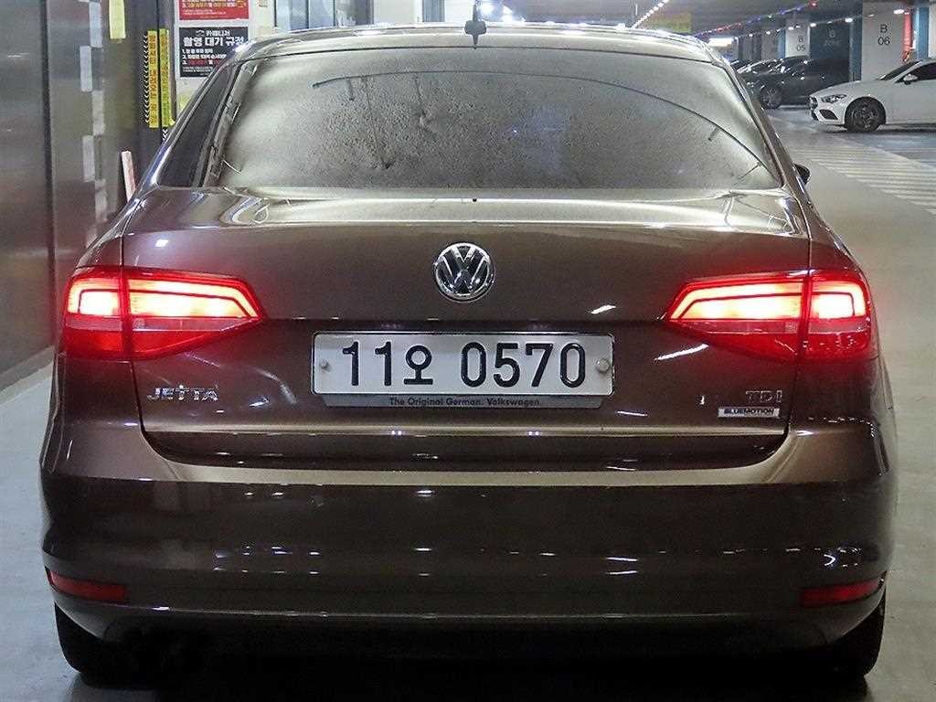 폭스바겐 제타 뉴 제타 2.0 TDI 블루모션 6세대 이미지 5