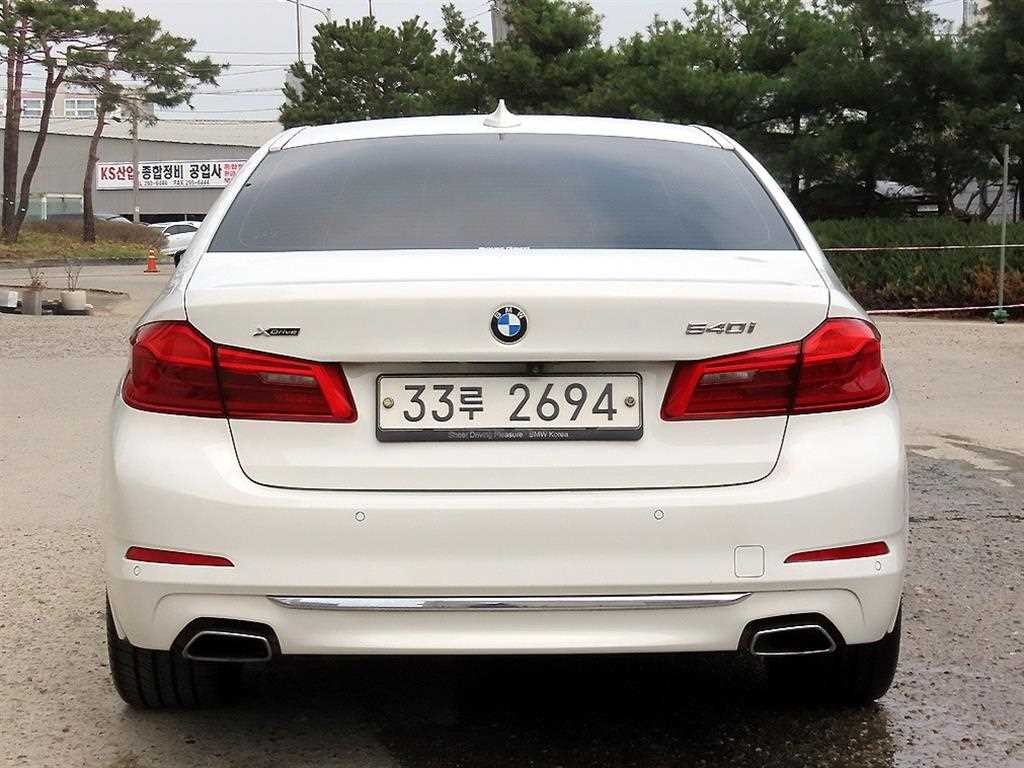 BMW 5시리즈 5시리즈 (G30) 540i xDrive 럭셔리 플러스 이미지 5