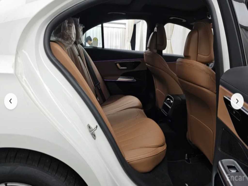 벤츠 E 클래스 E-클래스 W214 E200 AMG 라인 이미지 12