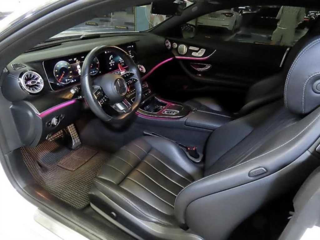 벤츠 E 클래스 E-클래스 W213 E300d 4MATIC 쿠페 이미지 10