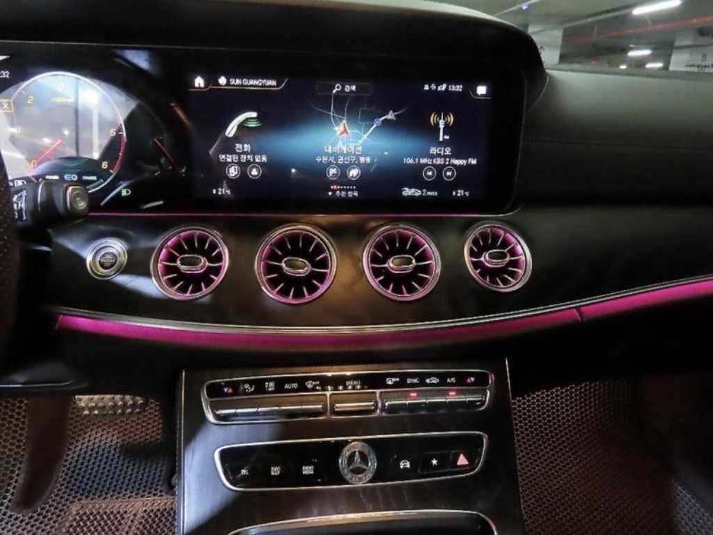 벤츠 E 클래스 E-클래스 W213 E300d 4MATIC 쿠페 이미지 11