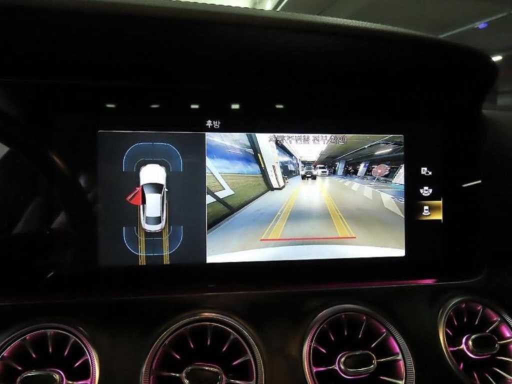 벤츠 E 클래스 E-클래스 W213 E300d 4MATIC 쿠페 이미지 14