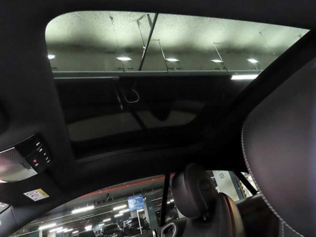 벤츠 E 클래스 E-클래스 W213 E300d 4MATIC 쿠페 이미지 18