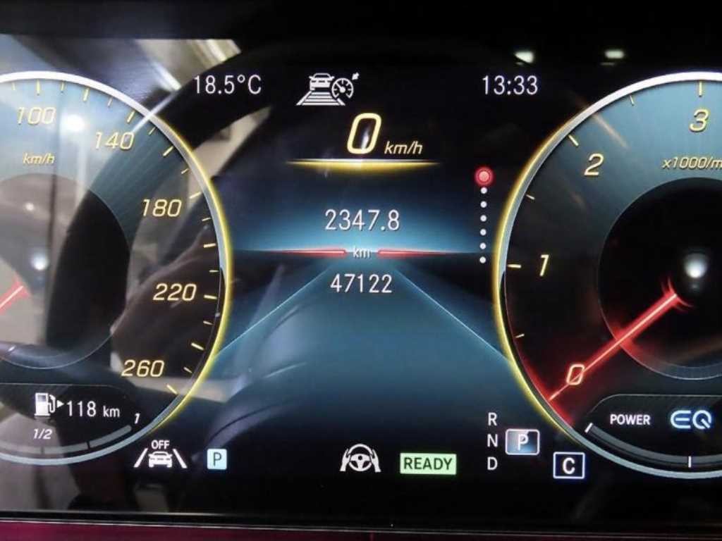 벤츠 E 클래스 E-클래스 W213 E300d 4MATIC 쿠페 이미지 9