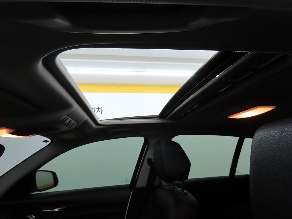 BMW 1시리즈 1시리즈 (F20) 118d 스포츠 이미지 17