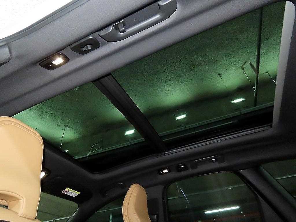 볼보 XC60 XC60(2세대) B6 AWD 얼티메이트 브라이트 이미지 16