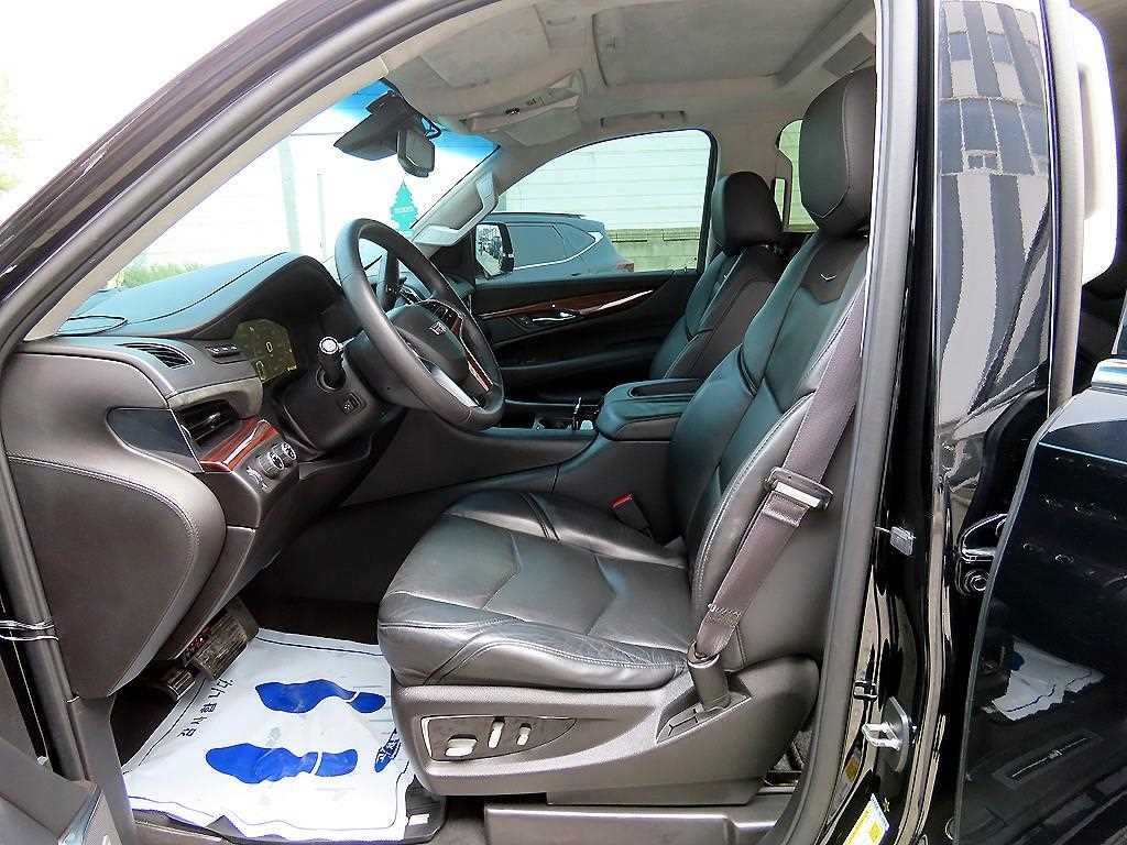 캐딜락 에스컬레이드 6.2 V8 ESV 이미지 5