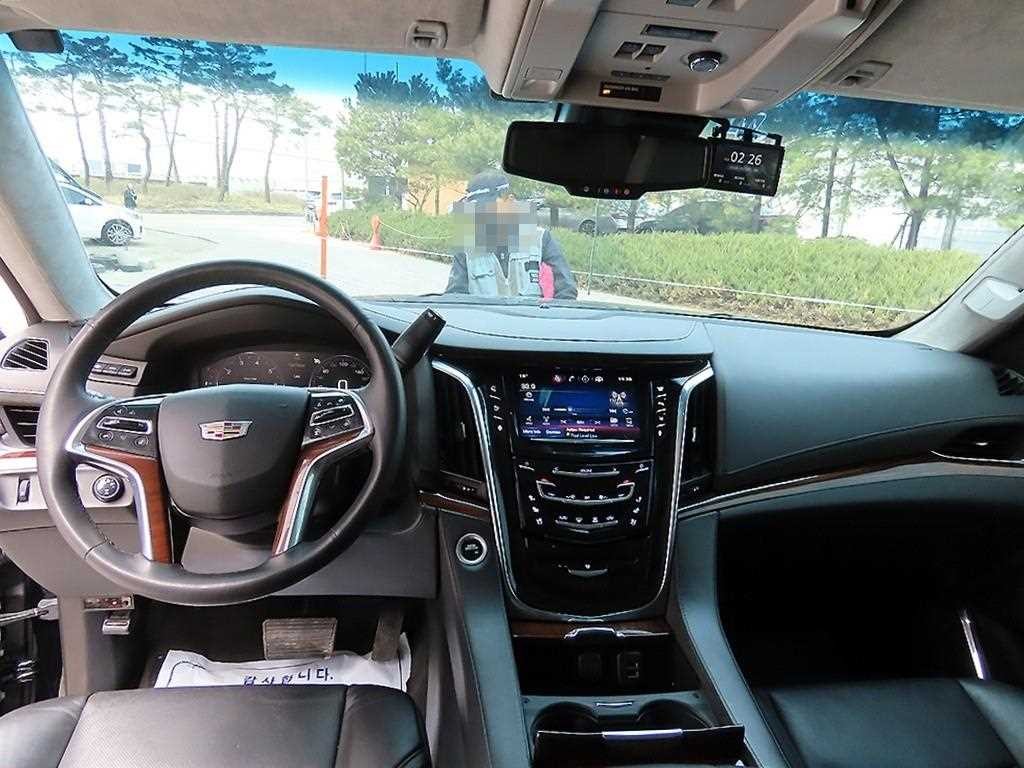 캐딜락 에스컬레이드 6.2 V8 ESV 이미지 8