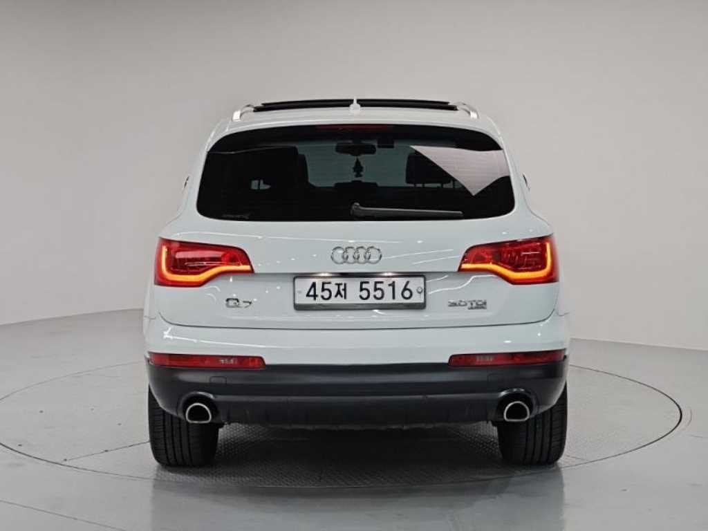 아우디 Q7 3.0 TDI 콰트로 이미지 3
