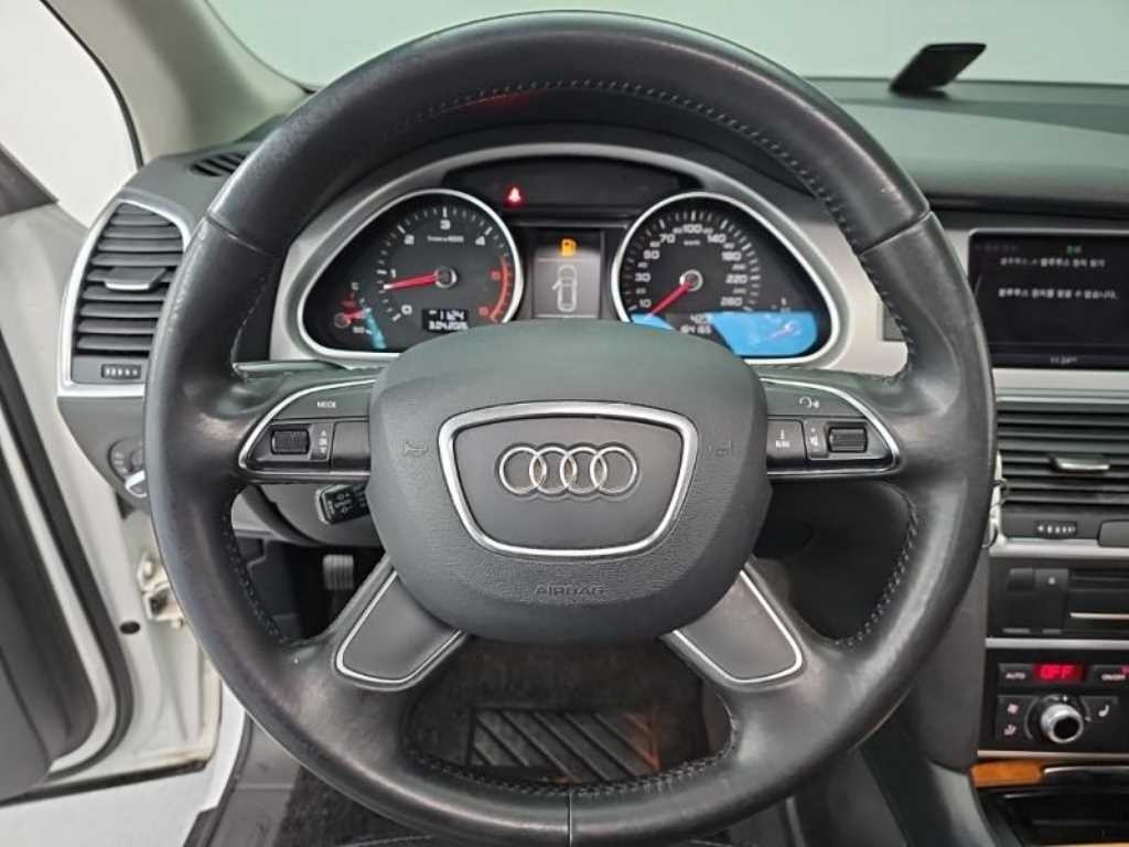 아우디 Q7 3.0 TDI 콰트로 이미지 6