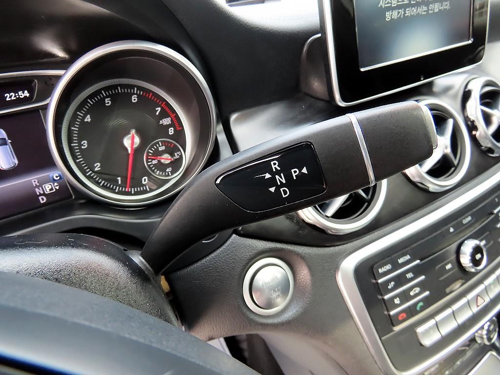 벤츠 GLA 클래스 GLA클래스 X156 GLA220 프리미엄 이미지 11