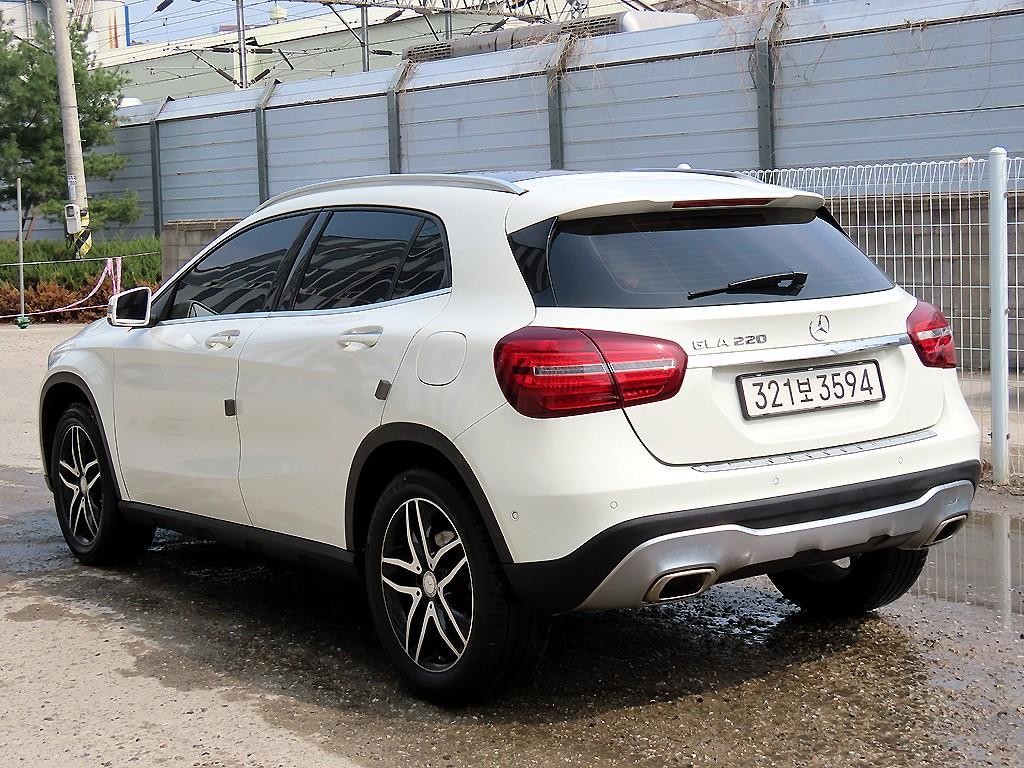 벤츠 GLA 클래스 GLA클래스 X156 GLA220 프리미엄 이미지 3