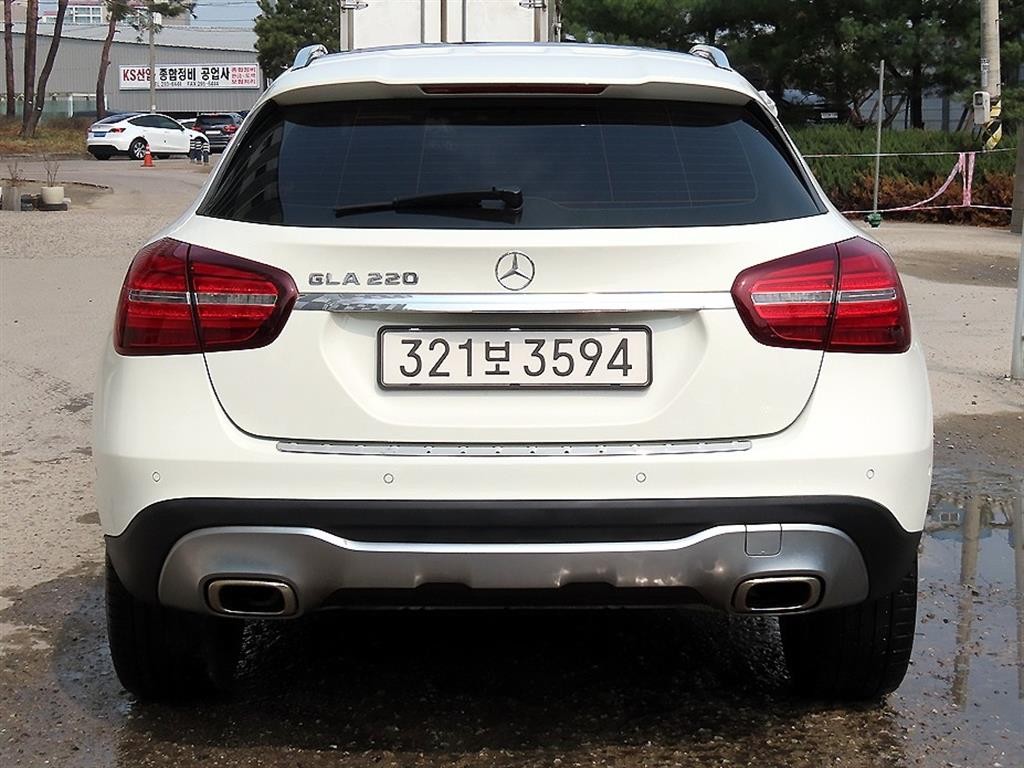 벤츠 GLA 클래스 GLA클래스 X156 GLA220 프리미엄 이미지 4