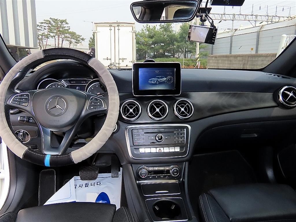 벤츠 GLA 클래스 GLA클래스 X156 GLA220 프리미엄 이미지 7