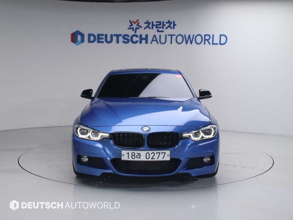 BMW 3시리즈 3시리즈 (F30) 328i M 스포츠 이미지 3