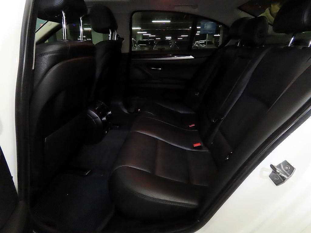 BMW 5시리즈 5시리즈 (F10) 528i 이미지 7