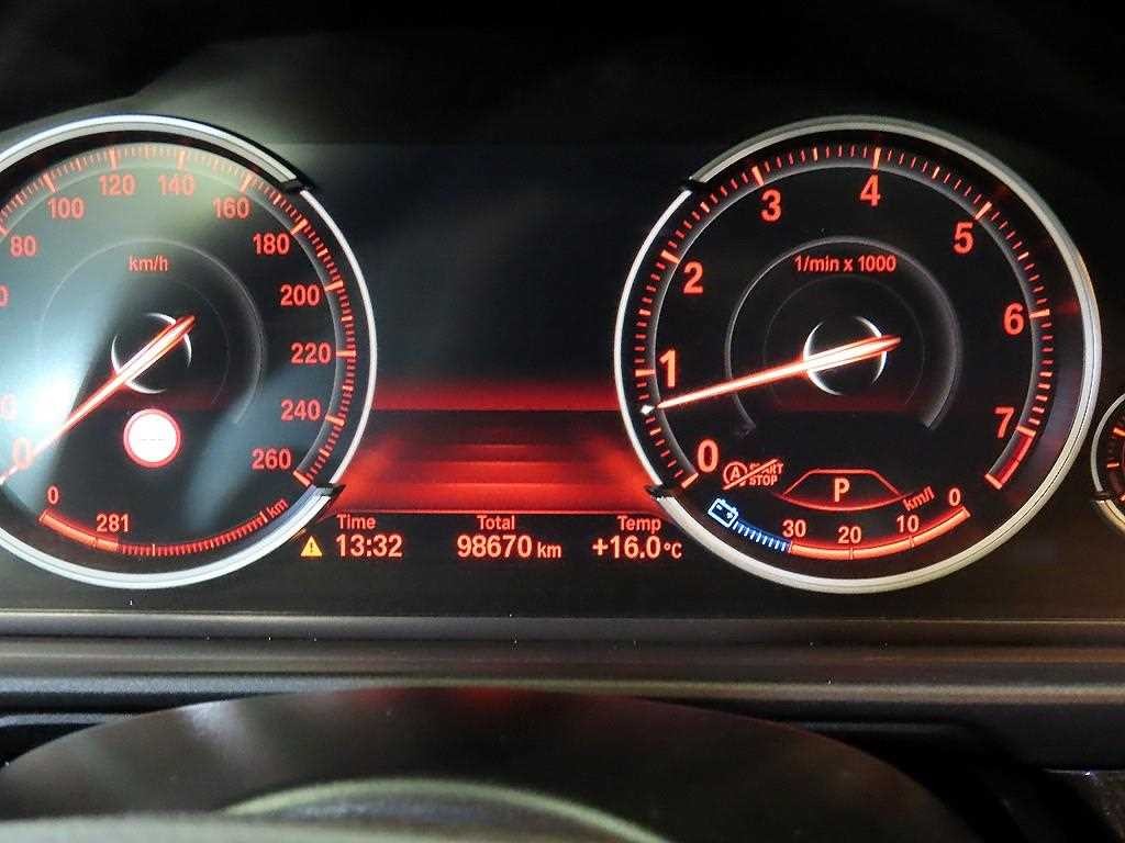 BMW 5시리즈 5시리즈 (F10) 528i 이미지 9