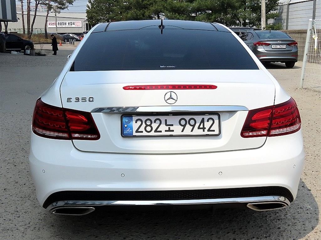 벤츠 E 클래스 E-클래스 W212 E350 쿠페 이미지 4