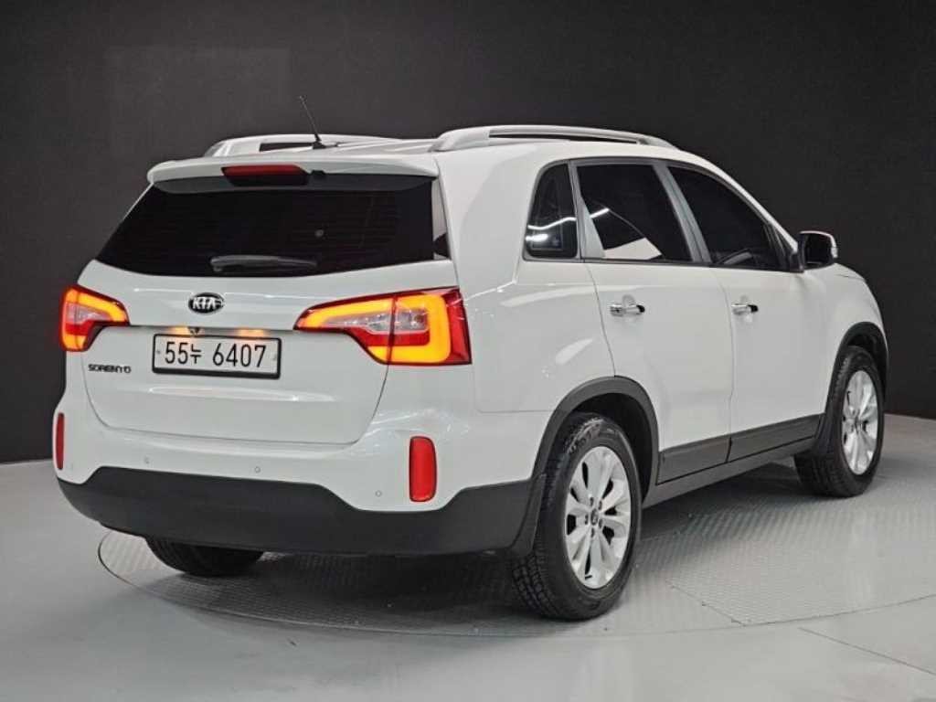 기아 쏘렌토 뉴 쏘렌토 R 2WD 2.0 TLX 이미지 4