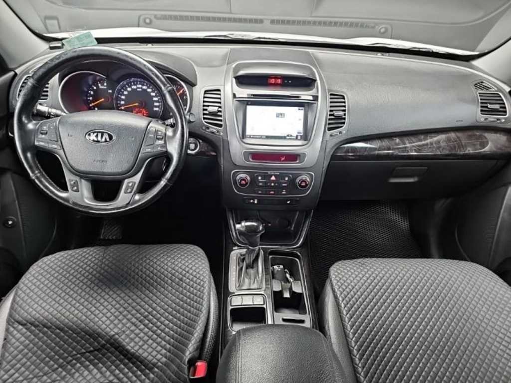 기아 쏘렌토 뉴 쏘렌토 R 2WD 2.0 TLX 이미지 5