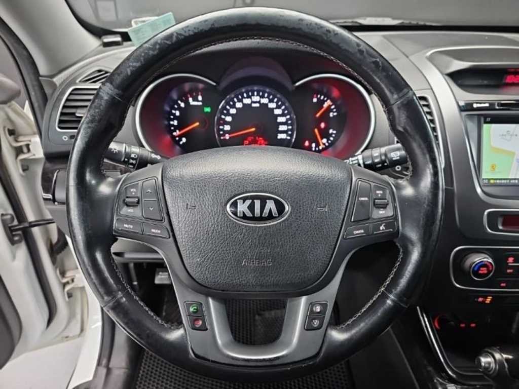 기아 쏘렌토 뉴 쏘렌토 R 2WD 2.0 TLX 이미지 6