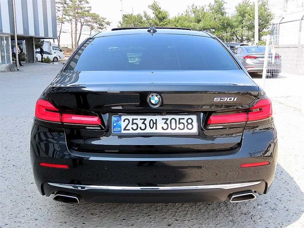 BMW 5시리즈 5시리즈 (G30) 530i 럭셔리 이미지 4