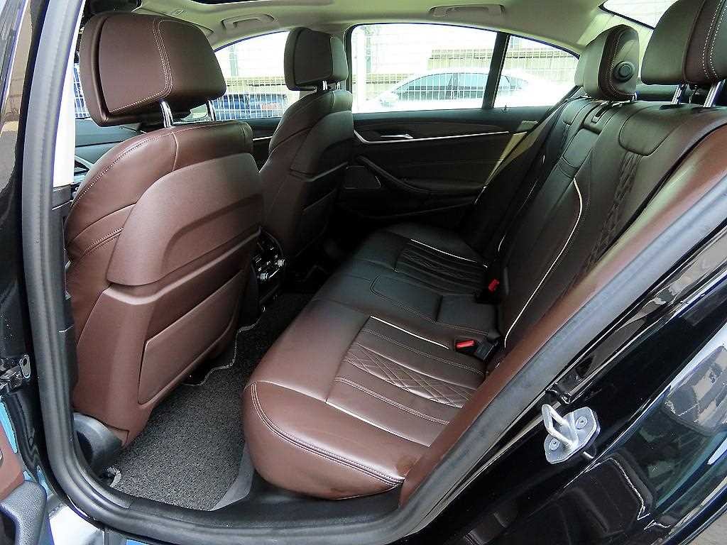 BMW 5시리즈 5시리즈 (G30) 530i 럭셔리 이미지 6
