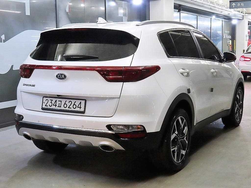 기아 스포티지 스포티지 더 볼드 2.0 디젤 2WD 프레스티지 이미지 4
