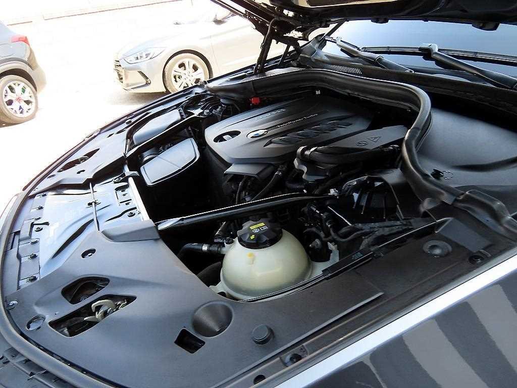 BMW 5시리즈 5시리즈 (G30) 520d xDrive M 스포츠 이미지 19