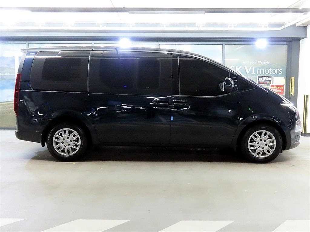 현대 스타리아 2WD 디젤 카고 모던 5인승 이미지 3