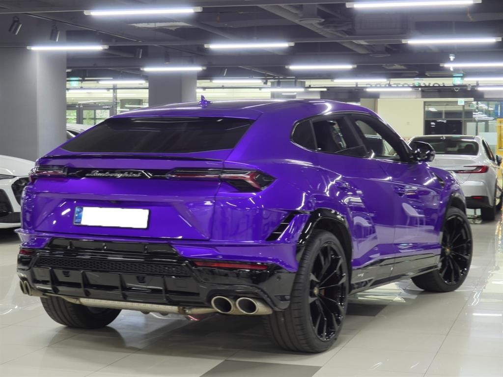 람보르기니 우루스 4.0 V8 S 이미지 3