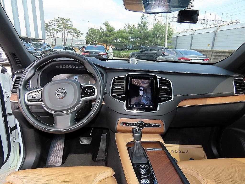 볼보 XC90 XC90 2세대 2.0 D5 AWD 인스크립션 이미지 7