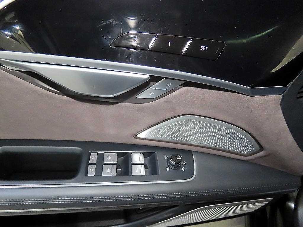 아우디 A8 A8 (D5) 55 TFSI 콰트로 LWB 프리미엄 이미지 13