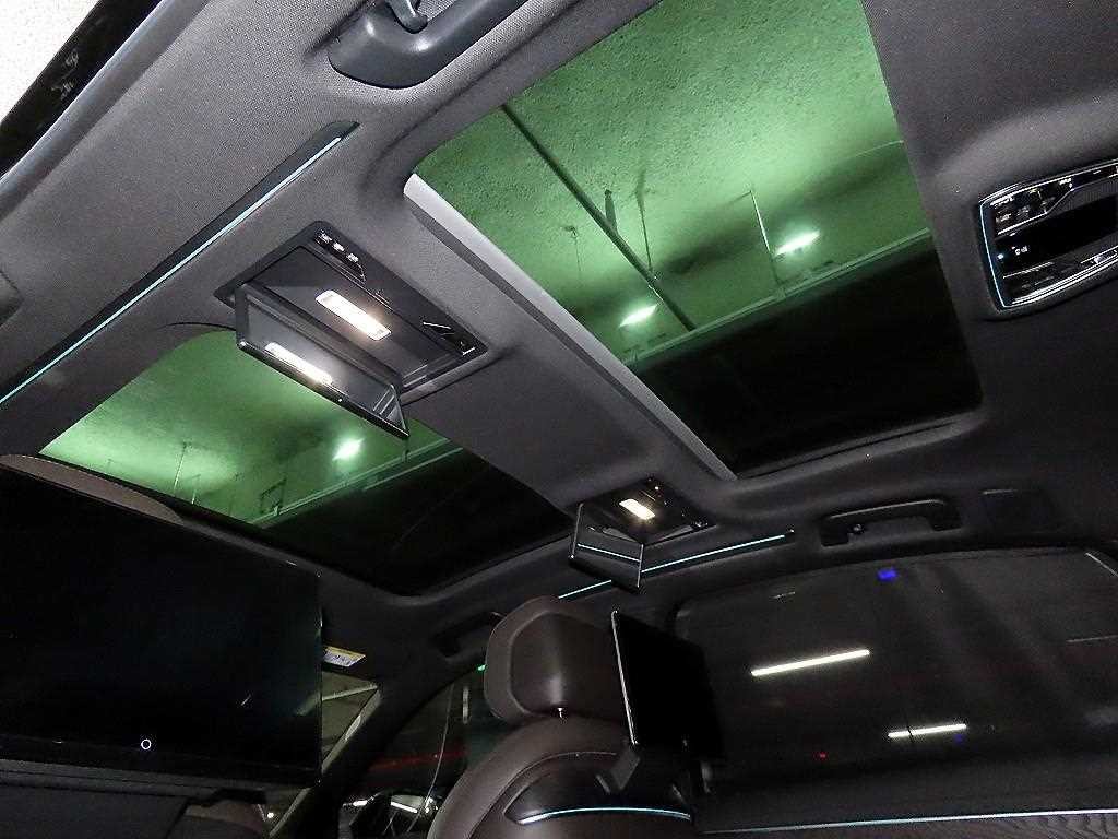아우디 A8 A8 (D5) 55 TFSI 콰트로 LWB 프리미엄 이미지 16