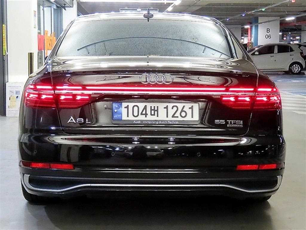 아우디 A8 A8 (D5) 55 TFSI 콰트로 LWB 프리미엄 이미지 5